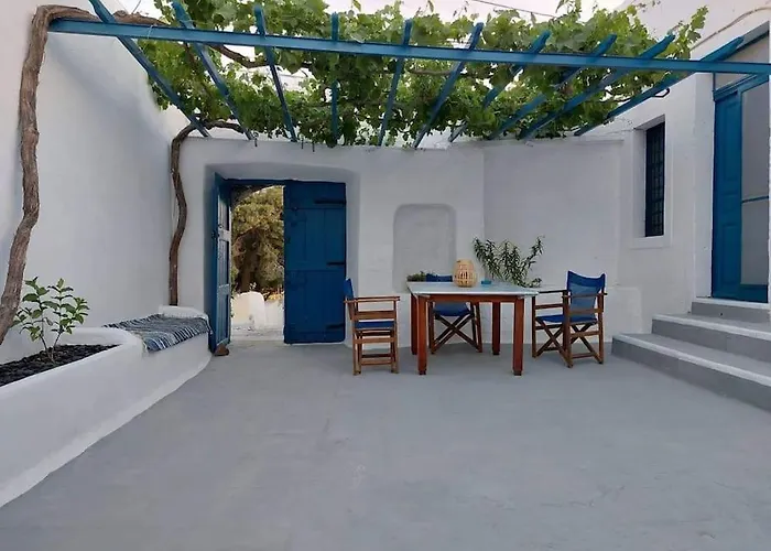 Buganvillas House * Pýrgos